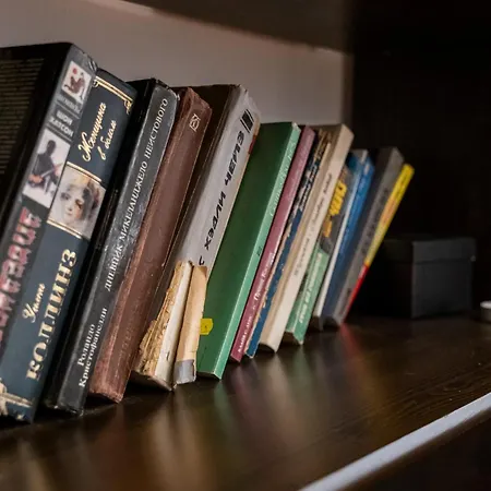 Aristocratic 2bdrm *