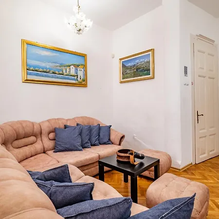 Appartamento Aristocratic 2bdrm Varna