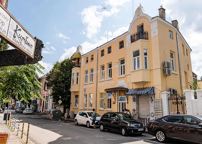 Aristocratic 2bdrm 公寓 *