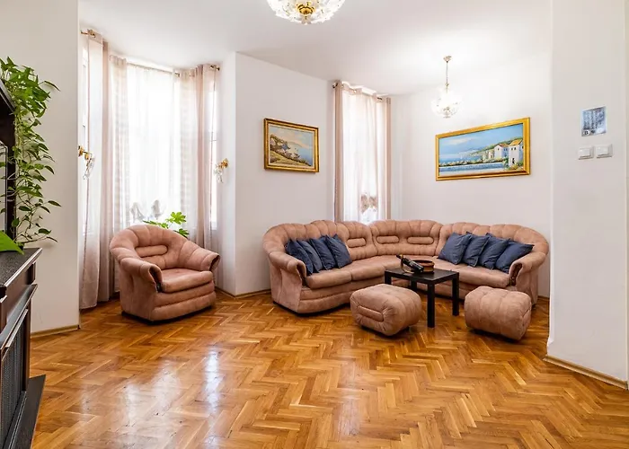 Aristocratic 2bdrm 公寓 瓦爾納