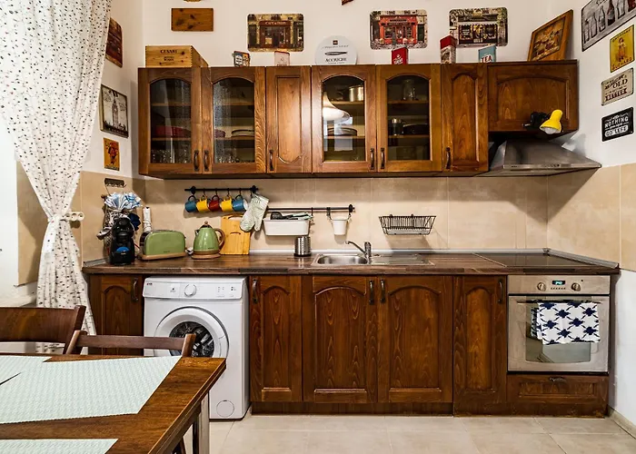 Aristocratic 2bdrm *