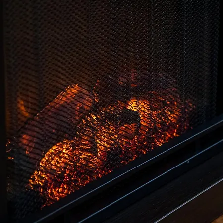 Aristocratic 2bdrm * فارنا