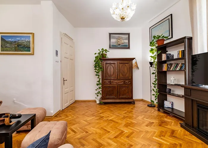 アパート Aristocratic 2bdrm ヴァルナ