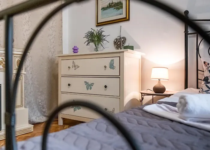 Aristocratic 2bdrm * ヴァルナ