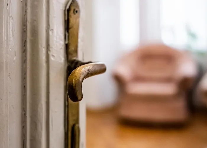 アパート Aristocratic 2bdrm *